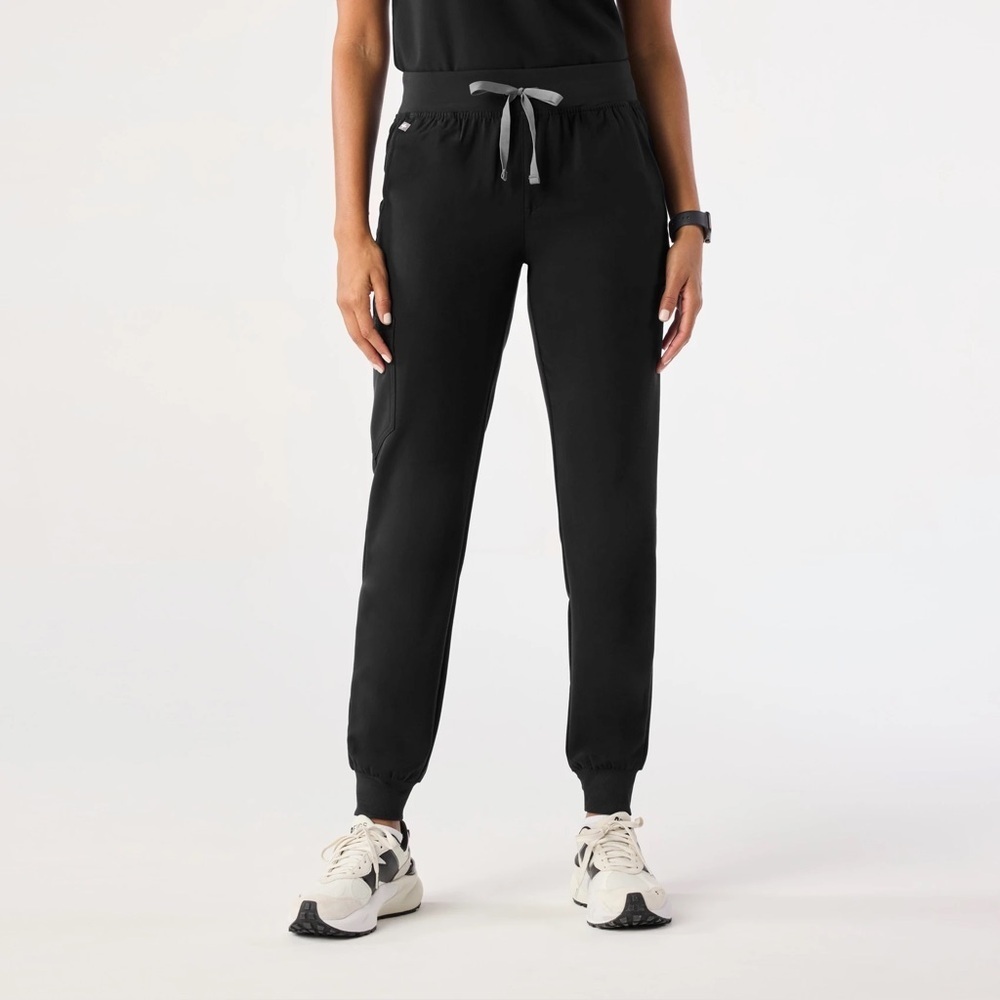 FIGS Zamora Jogger Scrub Pants Black Size 4X Women’s